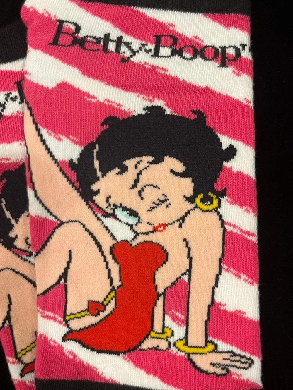 Betty Boop Low Cut Ankle Socks TWO PAIRS Character Prints Pink Black NWOT
